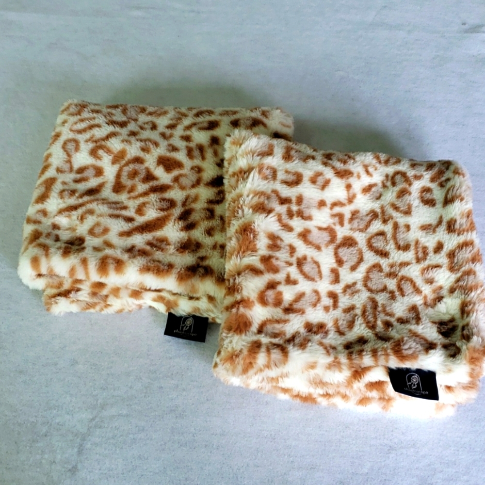 Bundle of 2 Phantoscope Boho Leopard Soft Plush Low Pile Faux Fur Pillow Covers
